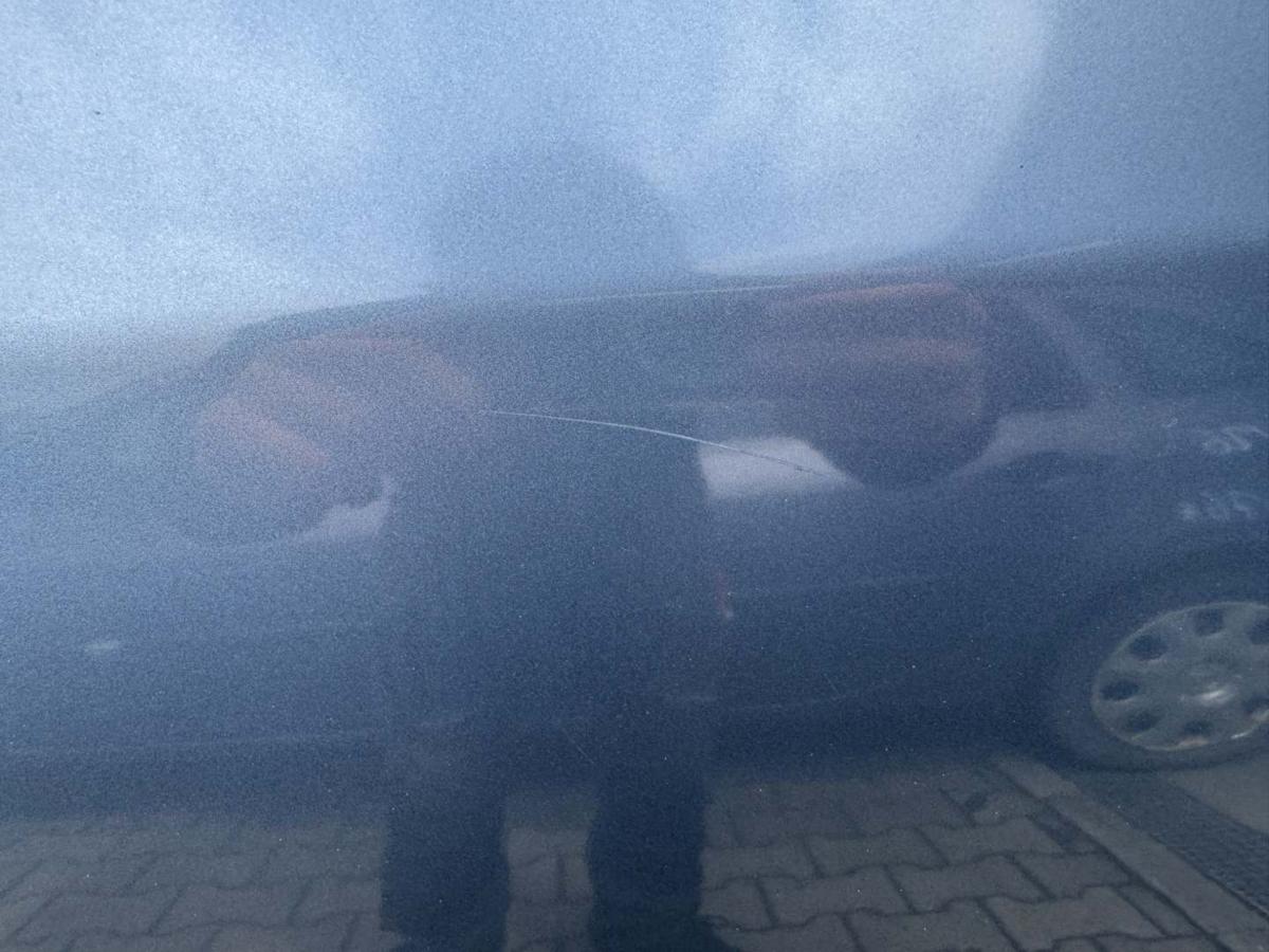 Skoda Fabia 2 original T&uuml;r hinten links 9154 Satin Grey Flie&szlig;heck Rohbau Bj.2009